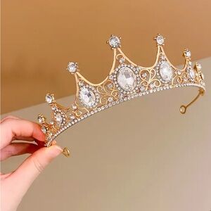 Brand new tiara